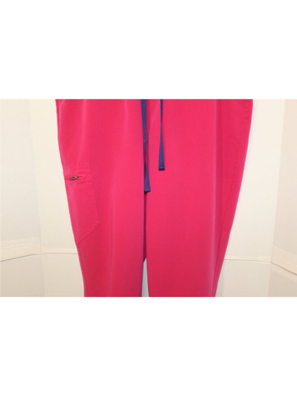 FIGS Zamora High-Waisted Jogger Scrub Pants Ultra Rose Size XL - Picture 5 of 12